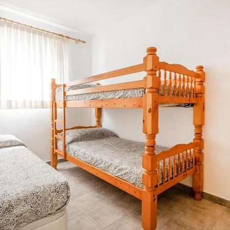 2 Bedroom Front In Oropesa *